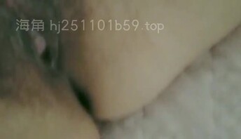 贱母狗骚妻说想去当小姐，让我问问大伙她这种骚逼值多少