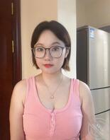 我这迷人的小姨子，天天看的我是鸡吧硬。晚上又得去干你姐泻火。0