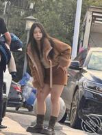 偷拍公园风骚女1