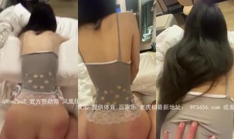 后入又射了一后背注意音量