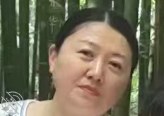 狼友们看看我妈的面相，属于不属于骚货类型