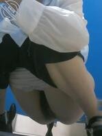 真实露脸厕拍第二期，06年女大学生学妹包嘉涵，附生活照2