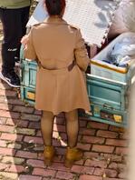 老骚逼，一看就欠操了，真想扒开她腿操她一顿1