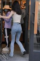 紧身牛仔裤少妇欣赏52