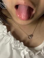 烂逼女友，各位射我女朋友嘴巴里，1