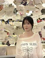 原创厕拍反差骚逼2