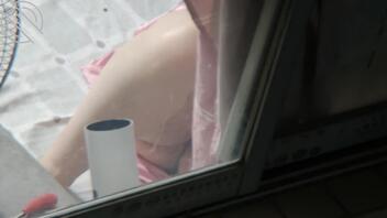 偷拍骚货