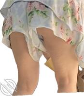 偷拍老板娘露出内裤0