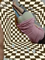 跟同事喝酒到这会儿，我下班回来对我爱搭不理的2