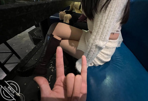 3P，两女穿上丝袜共待一夫，被操上瘾的姐妹竟然玩起叠罗汉太刺激了2