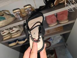 求助怎么乱伦自己的保守妈妈1