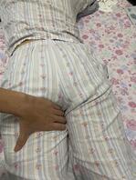 7 再次给侄女按摩，拿鸡吧蹭侄女屁股缝1