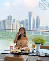 酒店门口偷听被暴力打桩的艾婷婷2