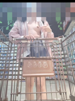 就这样穿着衣服逛逛超市