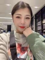 海友们支一下招拍她逼0