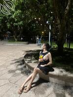 骚妻露出,评论出你的武器,骚妻会舔1