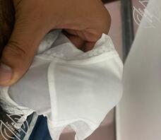 拿妹妹的内裤打胶，被妹妹发现后，妹妹生气回家了。0