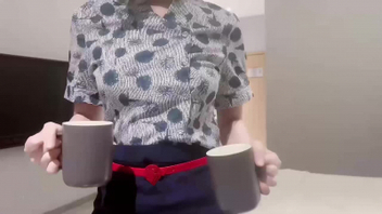 空姐表妹穿上制服诱惑我包臀下透肉无内丝袜足交挑逗插入无毛逼