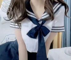 想出一起这样服装的视频