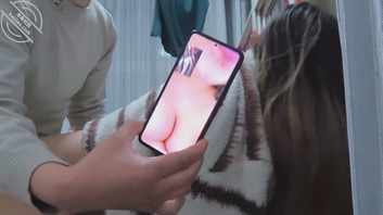 原创27. 在阳台上一边打视频电话,一边和侄女操逼,感觉棒极了2