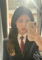 欢迎大家评论我的女朋友，本人会挑感兴趣的评论发联系方式1