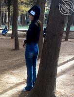 小姨子的屁股身材都很棒，一直在想办法偷拍他2