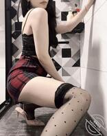 24.体制内少妇来姨妈了求自慰素材1