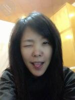 我的48岁吐舌头的姑姑和我的49岁的妈妈