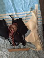 趁表妹不在，潜入寻找内衣2