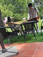 偷拍刚结婚的人妻2