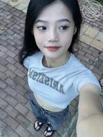 我的性奴母狗贱逼小女友李佳谕，你们想操么？想怎么操？1