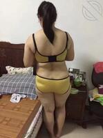 第一次强上妈妈失败了1