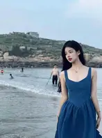 骚鸡【#没有草料的马】反差母狗，颜值真的很高，只爱钱怎么玩都行，私下发自慰视频给金主爸爸看1