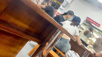 身材倍好的美女