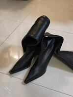 扫楼打胶小骚货的黑色长靴0