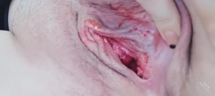原创)挑战全网最强最真实强奸刚刚来姨妈的妈妈爸在隔壁书房写字妈妈不敢出声0