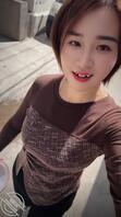 反差骚母狗陪读妈妈约我操她自己拿套2