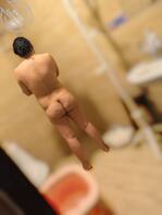 分享老婆第五部，洗澡偷拍丰满身材2