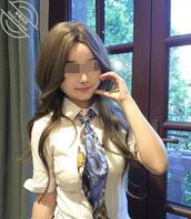 继续偷拍抄底反差女大学生内衣露出0