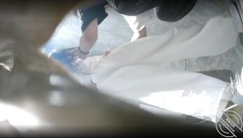 哈哈哈 在哪都要亲亲1