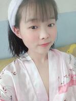 曾宏珍以前露胸自拍分享0