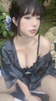 反差骚货美女写真2
