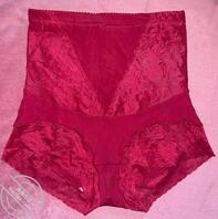 姑妈原味内裤的骚味。