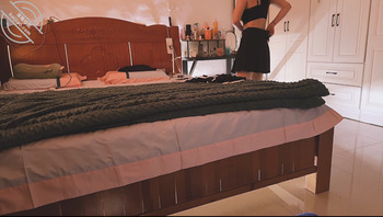 
我嫂子5，手搓黑科技偷拍嫂子上班前换衣服2