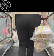 少妇的黑色紧身裤1