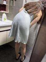 ［原创］大哥让我送嫂嫂我把嫂嫂带到酒店操到高潮，大哥出差我替他填满嫂子！0