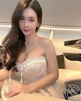 美女诱惑