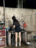 骚逼瑜伽裤，欠操母狗0