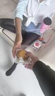 4.买了奶茶蛋糕给弟媳，趁她午觉，舔了她的脚，她醒了跑回房间睡了！2