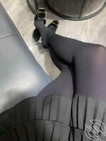 又到了穿厚黑的季节，第一次发，男朋友好像很喜欢我自己发。1